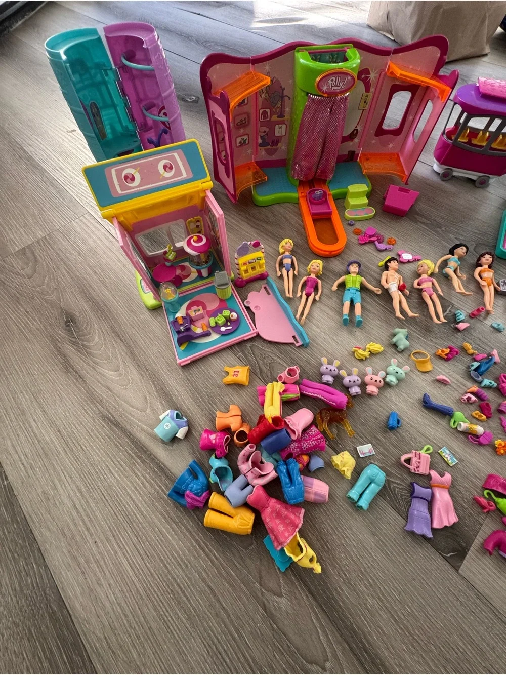 Large collection of vintage Polly Pocket dolls and Accessories